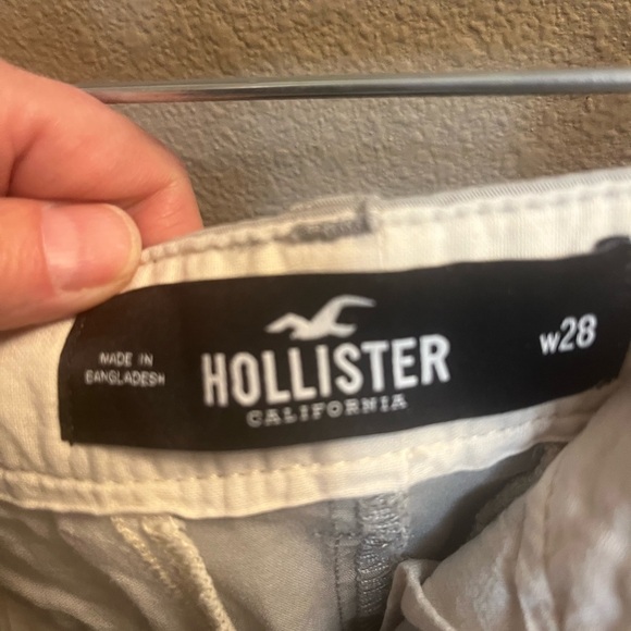 HOLLISTER Epic Flex Flat-Front 9" Short SZ 28 Four Pocket Khaki Tan Classic EUC - Picture 5 of 8